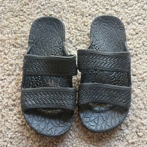 Pali Hawaii Slip On Sandals Youth